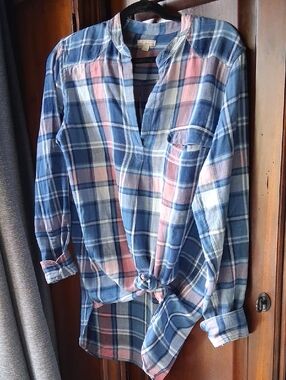 GAP Blue, Pink & White Plaid Womens Casual Boyfriend  Blouse